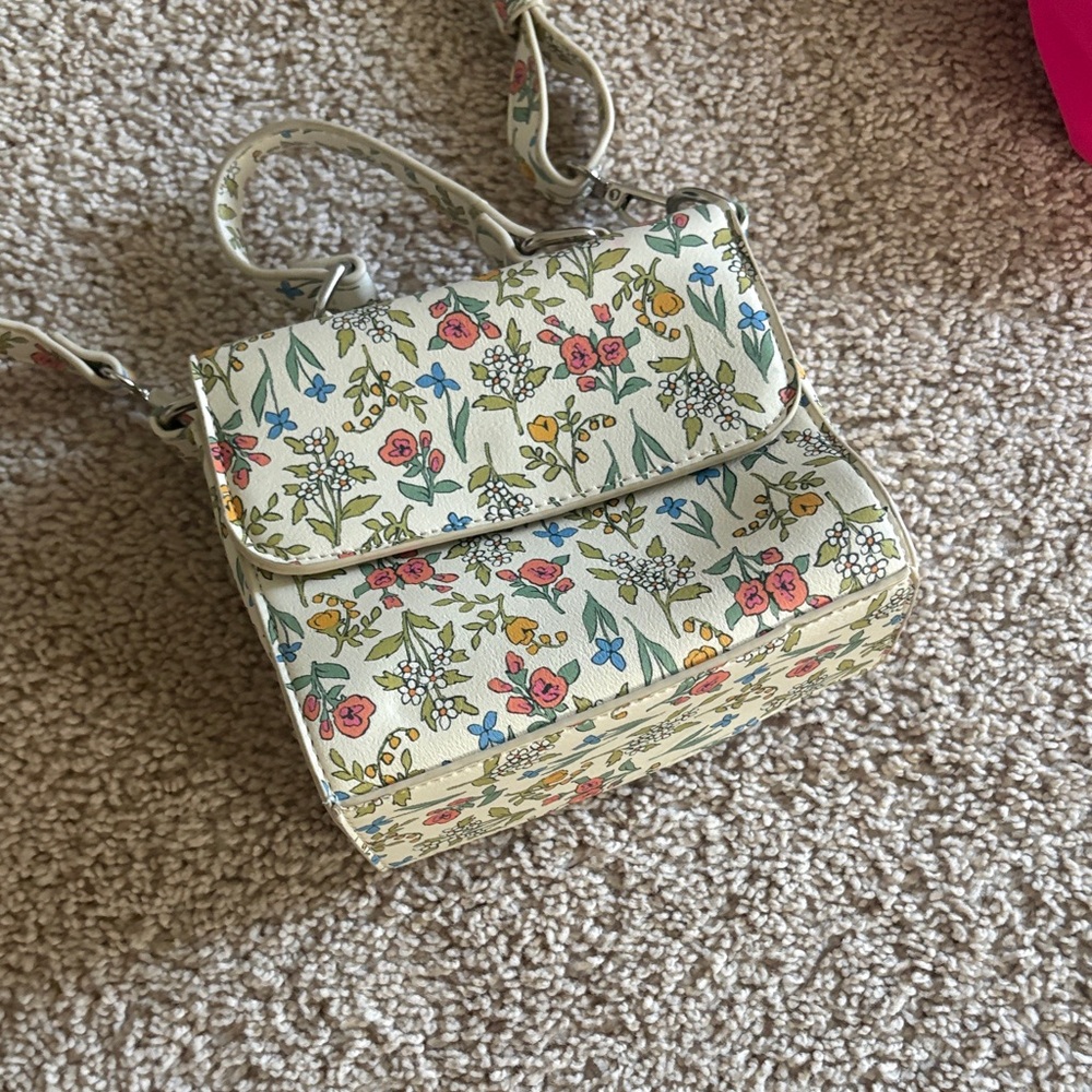 Target Kids' Red and Pink Bag Set with Bunny Ears - Picture 11 of 11